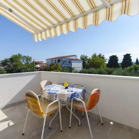 Cozy Apartamento Vodice